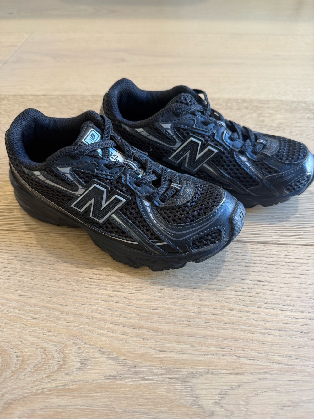 NEW BALANCE Kids 740 Bungee Lace Size 12.5